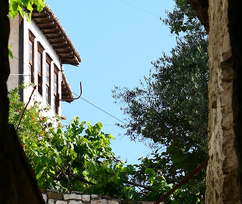 berat-albanien-grand-trappa-glanta2